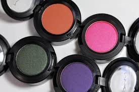 Mac Mickey Contractor Collection Swatches And Pictures Makeup And Beauty Blog Učí artisty po celém světě a líčí známé tváře bollywoodského filmu více než 3 desítky let. mac mickey contractor collection