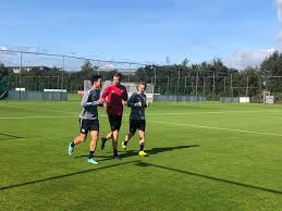 Văn hậu vừa trở về sc heerenveen sau khi cùng u22 việt nam giành hc vàng tại sea games 30. Ä'oan VÄƒn Háº­u Chá»§ Ä'á»™ng Xin Hlv Heerenveen Cho Ra San Táº­p Luyá»‡n