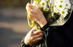 The fact sheet, family stories, and resource card highlighting support services are designed to assist families of seriously ill pediatric patients with palliative care planning and decision making. Proper Memorial Service Etiquette Lovetoknow