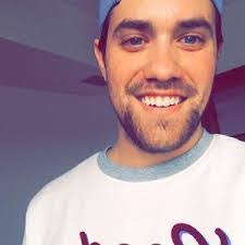 Andrew Arsenault's Instagram, Twitter & Facebook