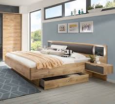 Im grunde ist ein französisches bett, ähnlich wie das doppelbett, ein bett mit einer breite, die über das 100 zentimeter breite einzelbett hinausgeht. Schubkasten Bett In Plankeneiche Dekor Mit Kunstleder Alwara