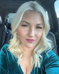 Help us wish our stylist Jenn G the happiest of birthdays!!!!