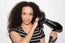 A diffuser leads to less frizz, better hair health, faster drying time, and more defined curls, says julissa prado, founder of the curly hair products empire rizos curls. 7 Best Diffusers For Curly Hair August 2021 Buyer S Guide And Reviews