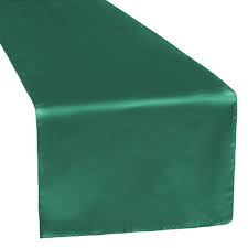 Satin Table Runner Emerald Green In 2020 Green Table Runner Table Runners Table Overlays