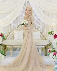 Set baju pengantin warna soft peach baju nikah muslim fashion. 25 Busana Pernikahan Malaysia Terbaru