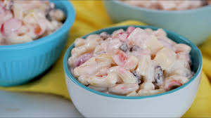 It's loaded with the delicious flavors. Watch This Macaroni Salad Fruit Salad Mashup Is Christmas In A Bowl