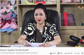 Trong buổi livestream diễn ra ngày 30/4, bà nguyễn phương hằng cho rằng đàm vĩnh nói bà kém sang nên đã dằn mặt: Ceo Nguyá»…n PhÆ°Æ¡ng Háº±ng Pha Vá»¡ Ká»· Lá»¥c Livestream Táº¡i Viá»‡t Nam Vá»›i Gáº§n 300 000 NgÆ°á»i Xem Cung Luc VÆ°á»£t Qua Cáº£ Khanh Van Va Ä'á»™ Mixi