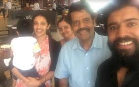 Balachandra Menon S Selfie With Nivin Pauly Nettv4u He was considered as most promising young star when his performance was appreciated in his initial films released from 2012. selfie with nivin pauly