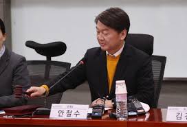 정치인은 항상 사진이 많이 찍히는데, 어디서든 한 번도 조는 사진 찍힌 적 없고, 차 안에서도 안 존다고 말한 적 있다. ì•ˆì² ìˆ˜ ë§ˆìŠ¤í¬ í•œ ìž¥ 6500ì› ê³µê¶Œë ¥ ë™ì› ë§¤ì ë§¤ì„ ë‹¨ì†í•´ì•¼ ë‰´ìŠ¤ì¤Œ