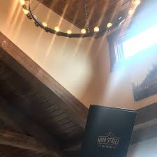 Cool Light Bulbs Awesome Atmosphere Nice Games Picture Of Main Street Ale House Nisswa Tripadvisor