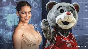 The rockets compete in the national basketball associatio. Rockets Video Houston Mascot Bends The Knee In Front Of Emilia Clarke