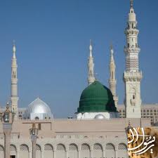 المسجد النبوي الشريف بعد وصول الرسول صلى الله عليه وسلم إلى المدينة المنورة بقى الحبيب صلوات ربي وسلامه عليه بضع أيام وليالي في ق Taj Mahal Landmarks Building