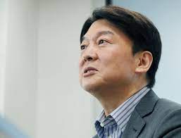안철수 국민의당 대표가 서울시장 후보 지지율에서 1위를 차지했다. ì•ˆì² ìˆ˜ ëŒ€ê¶Œ í¬ê¸°í•œ ê²ƒ êµ­ë¯¼ì˜íž˜ ìž…ë‹¹ë„ ë…¼ì˜í•´ë³¼ ìˆ˜ ìžˆë‹¤ ì—°í•©ë‰´ìŠ¤