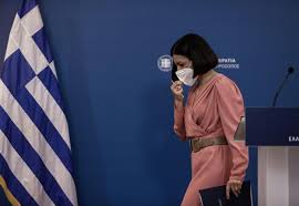 Η αριστοτελία πελώνη ( μαυρομμάτι βοιωτίας, 1978 ), είναι ελληνίδα δημοσιογράφος, σύμβουλος πολιτικής, πολιτικός και εξωκοινοβουλευτική κυβερνητική εκπρόσωπος από τις 28 φεβρουαρίου 2021, μετά και την παραίτηση του χρήστου ταραντίλη. Pelwnh H Ellada Etoimh Gia To Pistopoihtiko Ayrio H Paroysiash Toy Insider