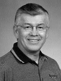 She Looks For News”