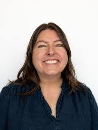 Kristin Rutherford's Instagram, Twitter & Facebook