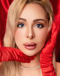 I really enjoyed doing a fitness shoot in studio and at the local gym with Skylar  Parker and glamour editorial pageant session for Christina Kapusty. Please  see some of my favorite work