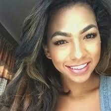 Rachel Colbert (rachelcolbert_)