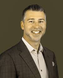 Ken Behm's Instagram, Twitter & Facebook