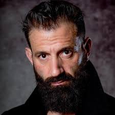 Earl Ling's Instagram, Twitter & Facebook