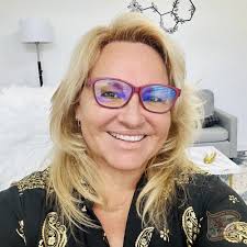 QUIJÓTERES! THE INGENIOUS PUPPET DON QUIJOTE DE LA MANCHA