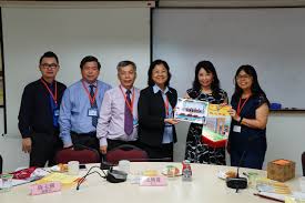 National quemoy university (nqu, chinese: æœ¬æ ¡ä¸Žå›½ç«‹é‡'é—¨å¤§å­¦ç­¾ç½²å­¦æœ¯äº¤æµåˆä½œåè®®ä¹¦ å‰éš†å¡ä¸­åŽç‹¬ç«‹ä¸­å­¦chong Hwa Independent High School