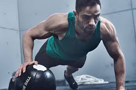 Un problema diffuso, dovuto alle posture scorrette, ma anche agli anni che passano. Esercizi Spalle A Casa Miglior Allenamento Spalle Corpo Libero Myprotein