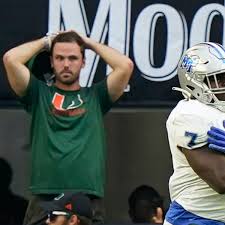 Middle Tennessee uses big plays to stun No. 25 Miami