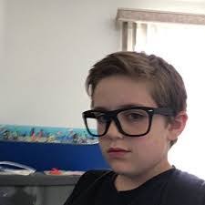 Damon Angelo's Instagram, Twitter & Facebook