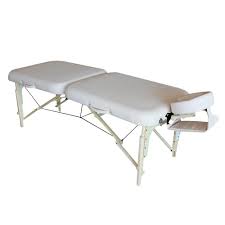 Il miglior lettino da massaggio è utilizzato prevalentemente nei centri benessere e nelle spa o negli studi professionali medici e fisioterapici. Lettino Da Massaggio Portatile Leggero In Legno Mira Beauty Equipment