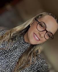 Gospodaru moj, čuvaj mi te “hurmašice”, neka kroče sigurno i čvrsto kroz  život, onako kako bi Ti htio, da budeš zadovoljan s njima.” 🧸