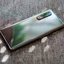 صور حية لهاتف find x2 المرتقب من oppo تستعرض تصميم الهاتف بشكل أوضح صور حية لهاتف find x2 المرتقب من oppo تستعرض تصميم الهاتف بشكل أوضح