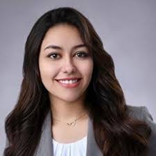 Larissa Polanco's Instagram, Twitter & Facebook