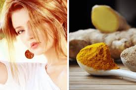 Pour faire un smoothie enrichi au curcuma, il suffit d'ajouter une cuillère à café ou deux de curcuma pelées et râpées dans votre smoothie préféré. Curcuma Les Bienfaits Pour La Peau Et Les Cheveux