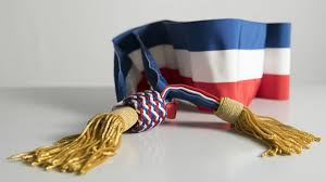 Le salaire monte à 1.178 euros pour les édiles des communes entre 500 et 999 habitants, puis à le salaire de tous les maires de france en ligne. Salaire Combien Gagne Votre Maire