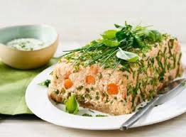 Réduisez le poisson en purée au mixeur sauf le saumon fumé. Terrine De Saumons Aux Legumes Gers Marciac Le Petit Journal