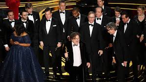 2019 Oscars Green Book Wins Best Picture Hollywood Reporter Green Books Memorable Moments Awards