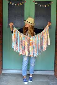 faire son masque en tissu facile tissu en coton, élastiques plats, aiguilles, fil… le jdn partage sa liste d'achat de matériaux indispensables à la les étapes pour fabriquer un masque en tissu sont : 1001 Idees Geniales Que Faire Avec Des Chutes De Tissus Avec Ou Sans Couture