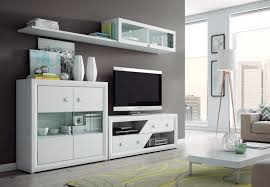 También puedes decorar el comedor con dos papeles pintados diferentes, uno en cada pared. Muebles De Salon 5 Formas De Decorar En Blanco