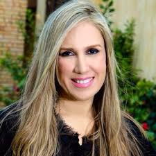 rafaella chaves (@Chaves_Rafaella)