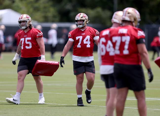 49ers' training camp will identify which guard flanks Trent Williams