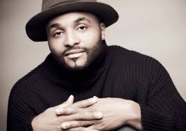 Sullivan's solo tour of Europe continues 🇨🇿🇩🇪🇫🇷 November 29