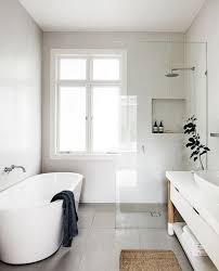 167 Top Modern Bathroom Shower Ideas For Small Bathroom Bathroomideas Bathroom Small Master Bathroom Minimalist Bathroom Design Bathroom Design Small Modern