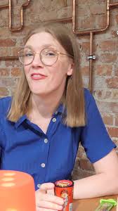 Lørdag igjen<3 Marie tester Brain Burnerz 🔥 #rødt #politikk #godteri  #smakstest #norge #norsk #tannhelse #nyheter