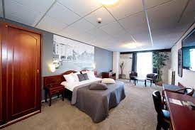 Find out more about the crown inn hotel eindhoven hotel in eindhoven and superb hotel deals from lastminute.com. Crown Inn Eindhoven Aktualisierte Preise Fur 2021