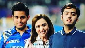 Anant Ambani Wiki Height Age Images Cars Till 2014, his weight was around 175kg, but after a tough and disciplined routine, he reduced around 108kg of weight in the span of 18 months in 2016. anant ambani wiki height age images