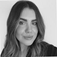 Corinne Gibson's Instagram, Twitter & Facebook