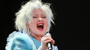 Cyndi Lauper's Glastonbury performance was beset with sound issues - BBC News