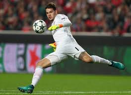 Jump to navigation jump to search. Manchester City Send Scouts To Watch Benfica Goalkeeper Ederson In Action
