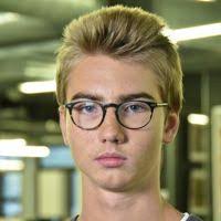 Madeline Ryder's Instagram, Twitter & Facebook